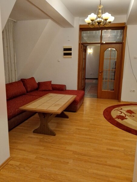 Dacia, Eminescu, Mosilor, central, apartament spatios in vila noua